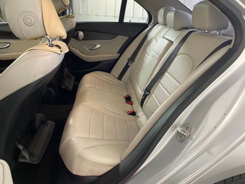 Used 2015 Mercedes-Benz C 300 4MATIC Sedan image 13
