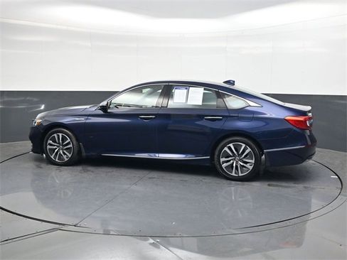 Used 2019 Honda Accord Touring image 7