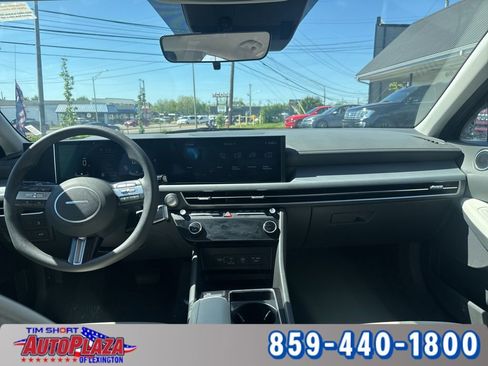 Used 2025 Hyundai Sonata SEL FWD image 22