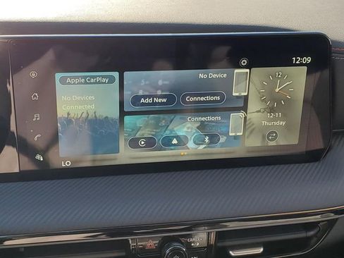 Certified 2025 Nissan Kicks SR image 26