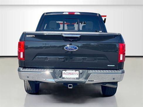 Used 2019 Ford F150 Lariat image 6