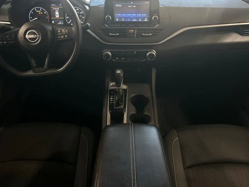 Used 2024 Nissan Altima 2.5 S FWD image 4