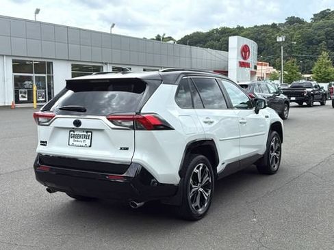 Certified 2024 Toyota RAV4 XSE w/ Premium Package AWD/4WD image 6