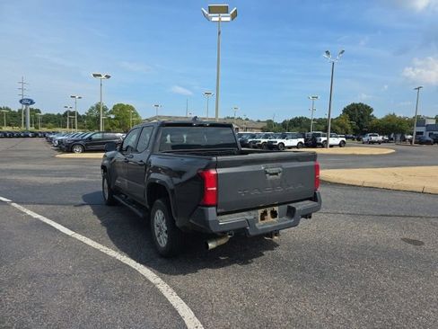 Used 2025 Toyota Tacoma SR5 RWD image 5