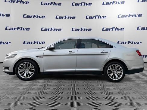 Used 2019 Ford Taurus Limited image 2