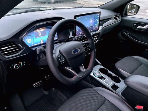 Used 2023 Ford Escape ST-Line Elite image 17