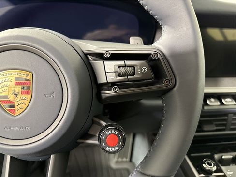New 2026 Porsche 911 Carrera 4S image 39