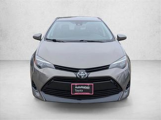 Used 2018 Toyota Corolla LE FWD video 2