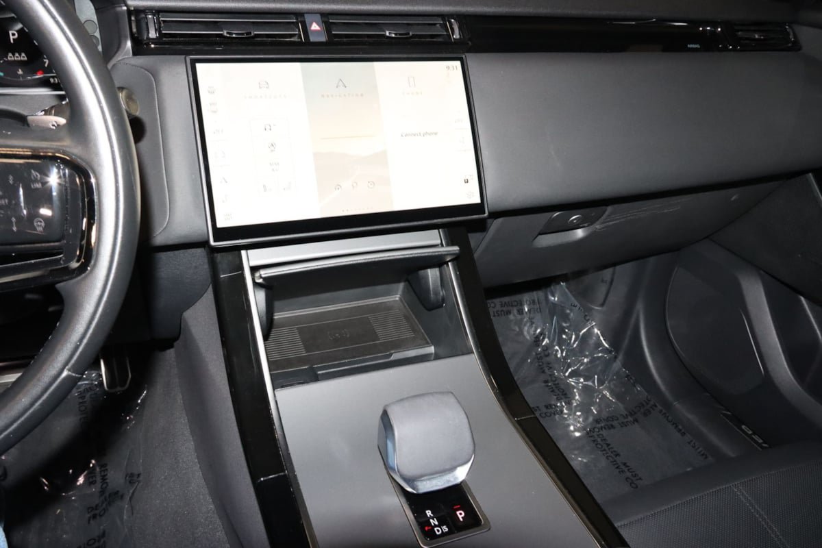 Used 2025 Land Rover Range Rover Velar Dynamic SE AWD/4WD image 40