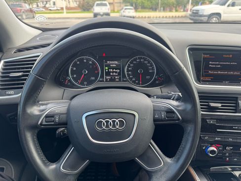 Used 2016 Audi Q5 2.0T Premium Plus w/ Technology Package AWD/4WD image 10