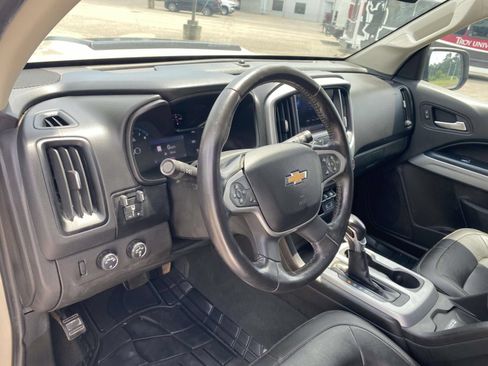 Used 2022 Chevrolet Colorado ZR2 AWD/4WD image 17