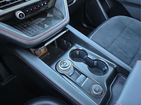 Used 2025 Ford Explorer ST image 25