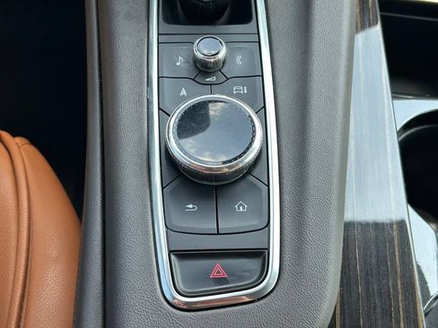 Used 2022 Cadillac Escalade Premium Luxury w/ Performance Package AWD/4WD image 36
