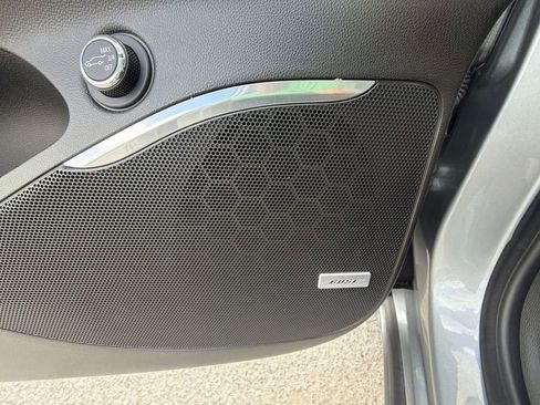 Used 2024 Buick Enclave Avenir image 30