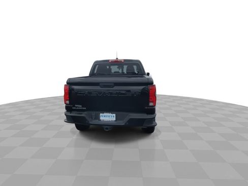 Used 2025 Chevrolet Colorado Z71 AWD/4WD image 7