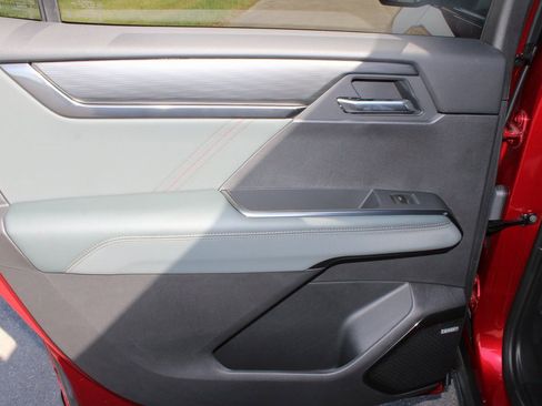 New 2025 GMC Acadia AT4 w/ Super Cruise Package image 22