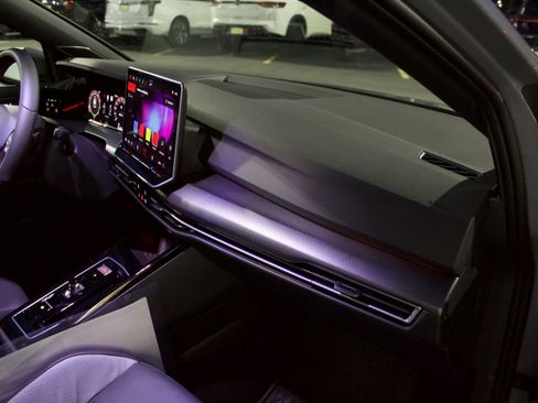 New 2026 Volkswagen GTI SE image 33