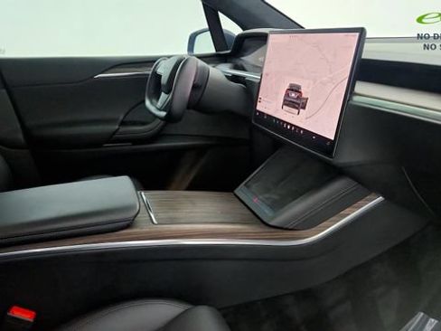 Used 2022 Tesla Model X AWD/4WD image 31