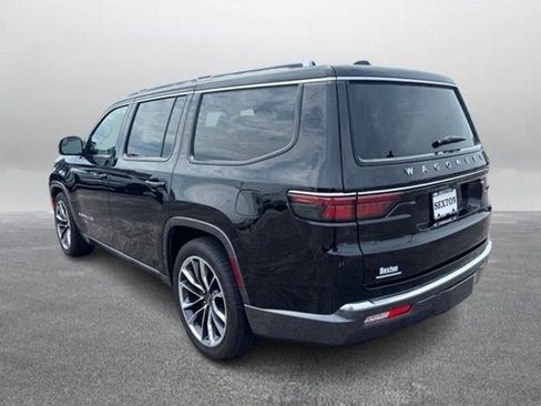 Used 2022 Jeep Wagoneer Series III w/ Premium Group I AWD/4WD image 8