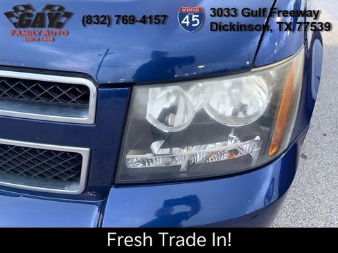 Used 2013 Chevrolet Avalanche LS image 3