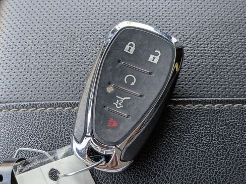 Certified 2023 Chevrolet Traverse Premier FWD image 29