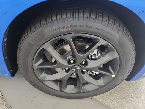 New 2026 Chrysler Pacifica Limited w/ S Appearance Package image 34