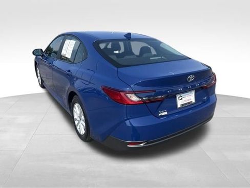 Used 2026 Toyota Camry LE FWD image 3