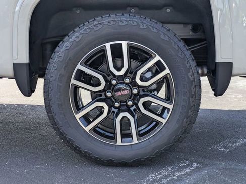 New 2026 GMC Sierra 1500 AT4 w/ AT4 Premium Package AWD/4WD image 13