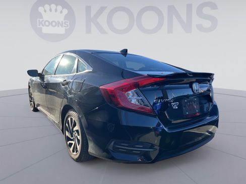 Used 2017 Honda Civic EX image 2