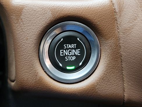 Used 2023 Chevrolet Tahoe High Country image 17