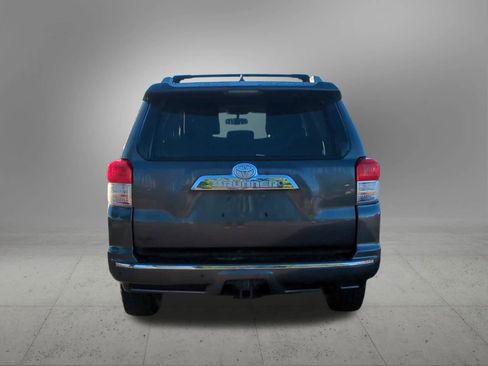 Used 2011 Toyota 4Runner SR5 image 5