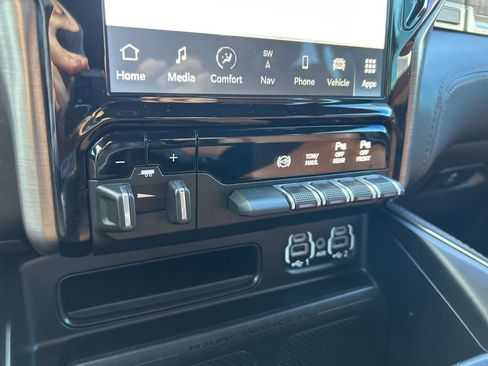 Used 2023 RAM 2500 Limited image 49