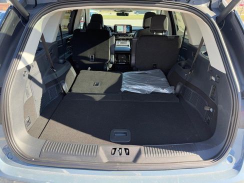 New 2026 Lincoln Aviator AWD image 6