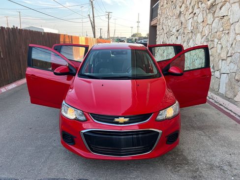 Used 2020 Chevrolet Sonic LT FWD image 8