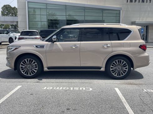 Used 2021 INFINITI QX80 Sensory RWD image 2