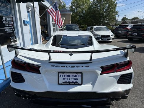 Used 2021 Chevrolet Corvette Stingray Coupe w/ 1LT RWD image 11