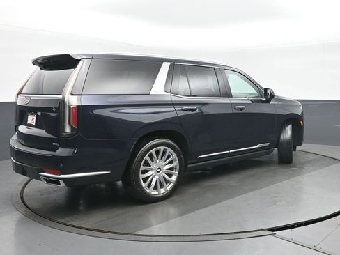 Used 2021 Cadillac Escalade Premium Luxury w/ Driver Assist Tech Package AWD/4WD image 7
