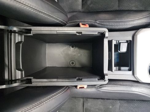 Used 2014 Toyota Camry SE w/ Leather Package image 29