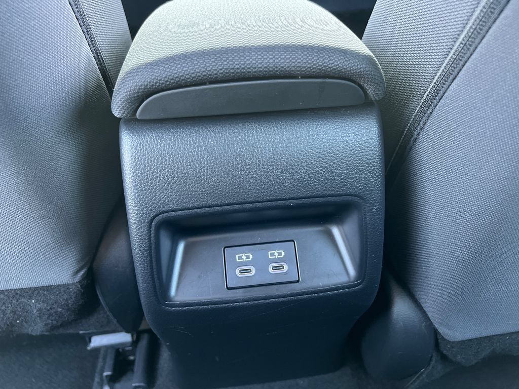 Used 2024 Toyota Corolla LE FWD image 14