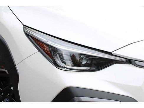 New 2025 Subaru Crosstrek 2.5i Limited w/ Crosstrek Mirror Package image 18