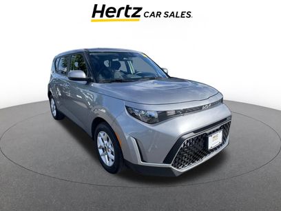 Used 2025 Kia Soul LX w/ LX Technology Package