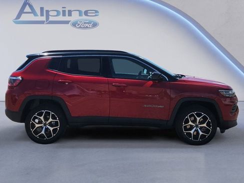 Used 2025 Jeep Compass Limited AWD/4WD image 6