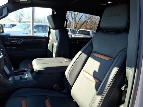 New 2026 GMC Sierra 1500 AT4 w/ AT4 Premium Package AWD/4WD image 19