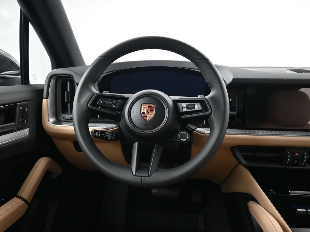 Certified 2026 Porsche Cayenne AWD/4WD image 12