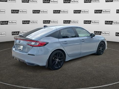 Used 2023 Honda Civic Sport image 6