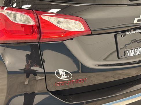 Used 2021 Chevrolet Equinox Premier w/ Redline Edition AWD/4WD image 37