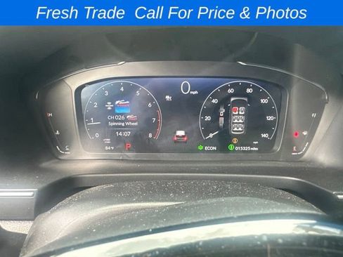 Used 2025 Honda Pilot Black Edition image 4