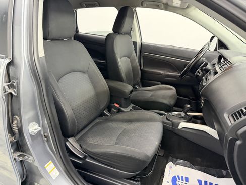 Used 2011 Mitsubishi Outlander Sport SE AWD/4WD image 15