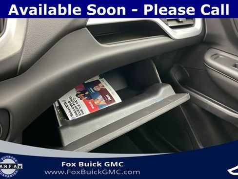 Used 2023 GMC Terrain SLE w/ Driver Convenience Package image 28