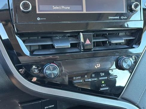 Used 2023 Toyota Camry XSE image 31